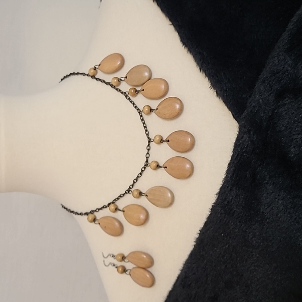 Wooden Teardrop Beads Necklace and Earring Set
